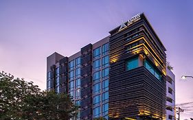 โรงแรม อัมรินทร์ พระราม 8 (SHA Extra Plus)